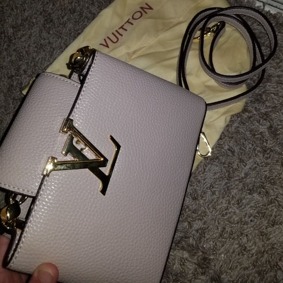 Bags - Picture 2 of 4